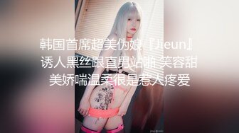 性感红唇骚女两男一女淫乱3P啪啪 非常迫不及待快过来呀 双屌左右一起口交还说真好吃 边后入猛操边口交舔屌