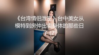 在游泳池女性更衣室直接来