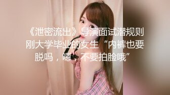 夜店女厕偷拍 颜值不错的红衣美女 BB有点黑