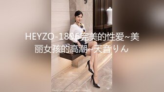 【新速片遞】   美人妻如何伺候？当然是大鸡巴+精液，吃不完整根，射爆这骚妻 颜射！