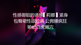 【自整理】爱舔自己玉足脚趾的阿嘿颜鼻环荡妇，掰开骚逼让你看个够，连阴道里面的细节都一清二楚！juicydubz 最新流出视频合集【NV】 (28)