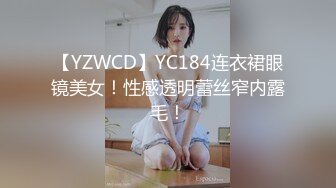 那个叼着鸡巴的女孩好可爱，全程露脸听大哥调教给狼友看